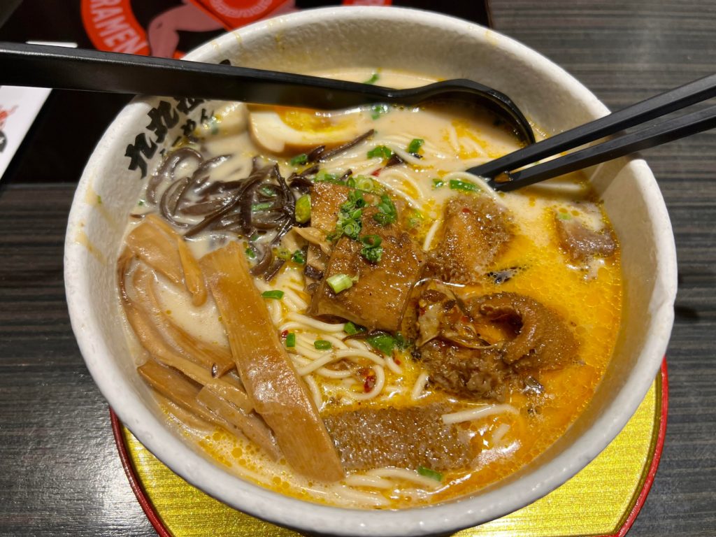 半牛半筋 Half beef and half tendon ramen