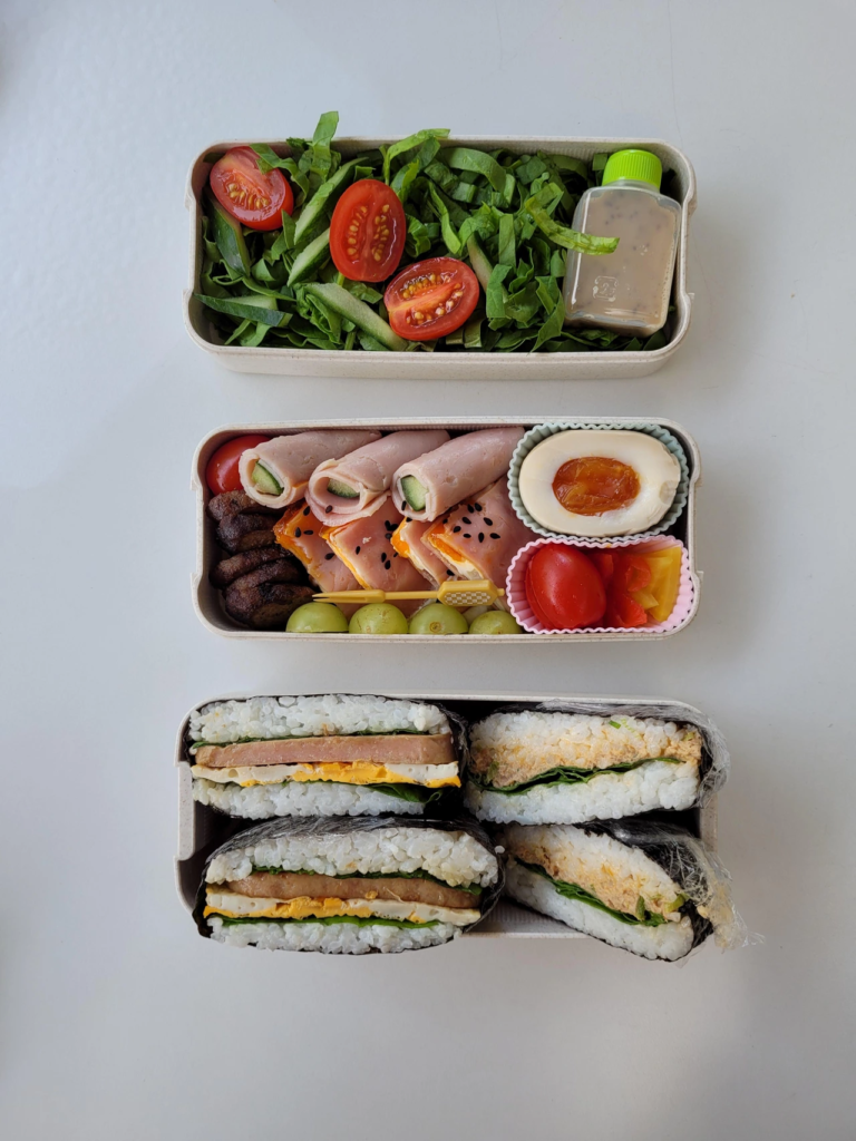 My weekly bento - featuring onigirazu!