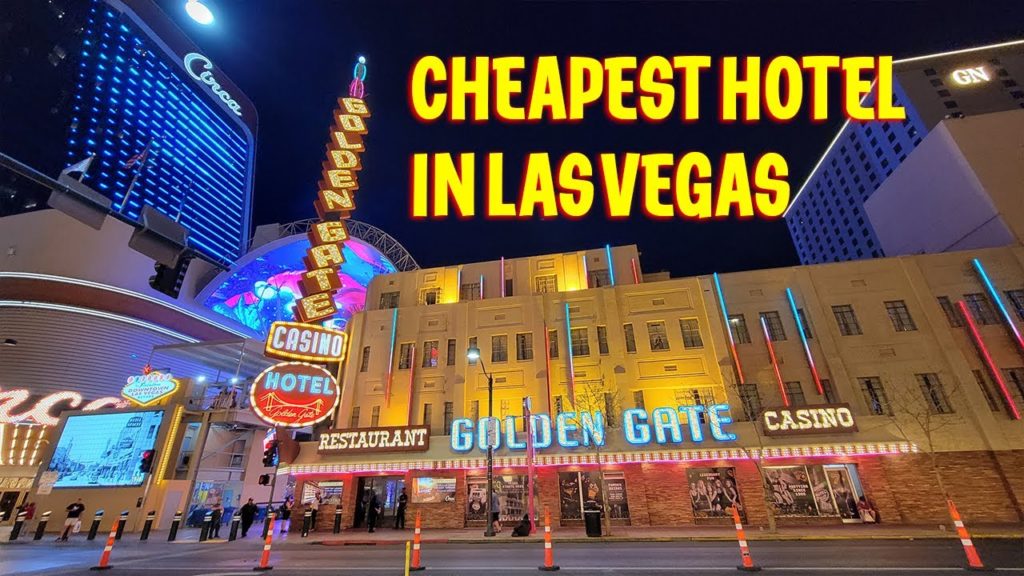 I Stayed at the Cheapest Hotel in Las Vegas || Golden Gate Hotel & Casino