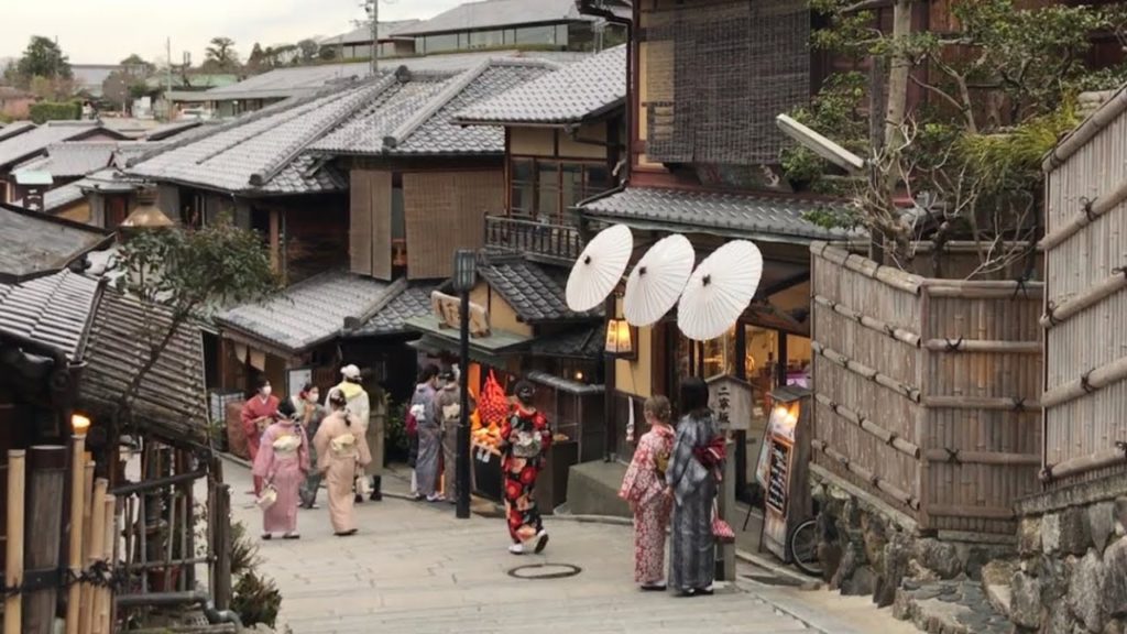 22年3月23日 のんびりと夕方の京都を歩く 清水寺,三年坂,八坂の塔,八坂庚申堂,ねねの道,八坂神社,祇園 Walk around Kyoto city,Japan vlog