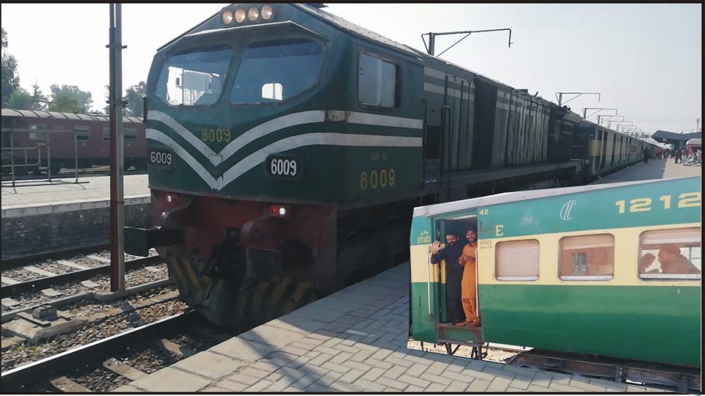 Good byes by waving hands from Passengers of Shah Hussain Express 43up leaving Khanewal Junction Good byes by waving hands from Passengers of Shah Hussain Express 43up leaving Khanewal Junction