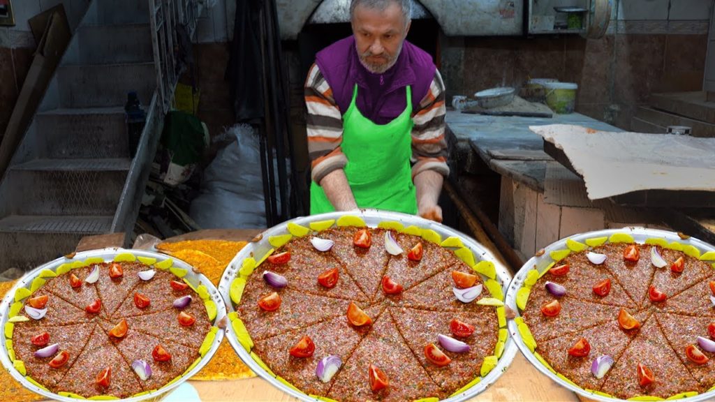 MOST INSANE STREET FOOD IN TURKEY!!! MAKING HATAY KÜNEFE + HUGE STREET FOOD TOUR IN ANTAKYA, HATAY