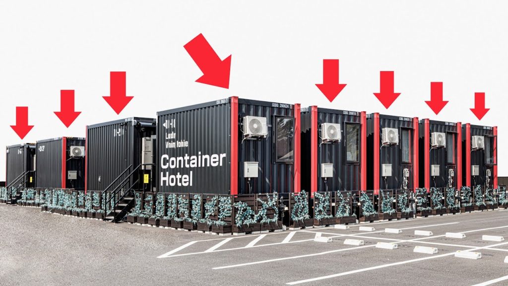 😪𝙄 𝙎𝙩𝙖𝙮𝙚𝙙 𝙄𝙣 𝘼 𝙅𝙖𝙥𝙖𝙣𝙚𝙨𝙚 𝗖𝗼𝗻𝘁𝗮𝗶𝗻𝗲𝗿 𝗛𝗼𝘁𝗲𝗹 🛌 𝟒𝐊📽