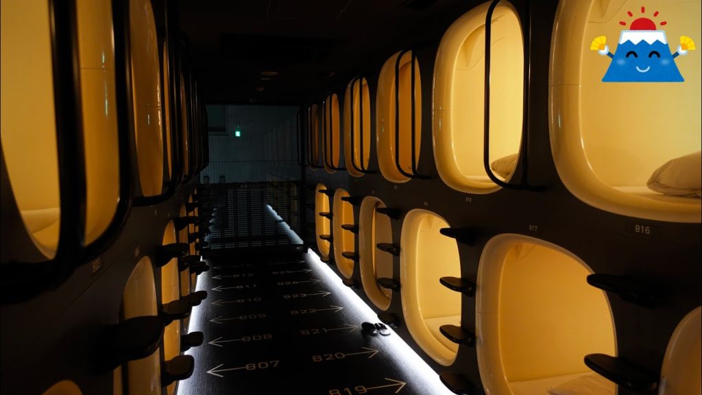 I stayed at the only "space station hotel" in Japan / nine hours