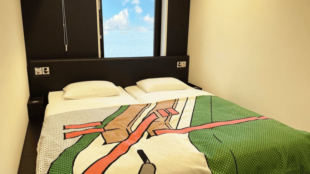 Stay at $25 TOKYO hotel that makes you are in a MANGA book | HOTEL TAVINOS, Japan🇯🇵 Stay at $25 TOKYO hotel that makes you are in a MANGA book | HOTEL TAVINOS, Japan🇯🇵
