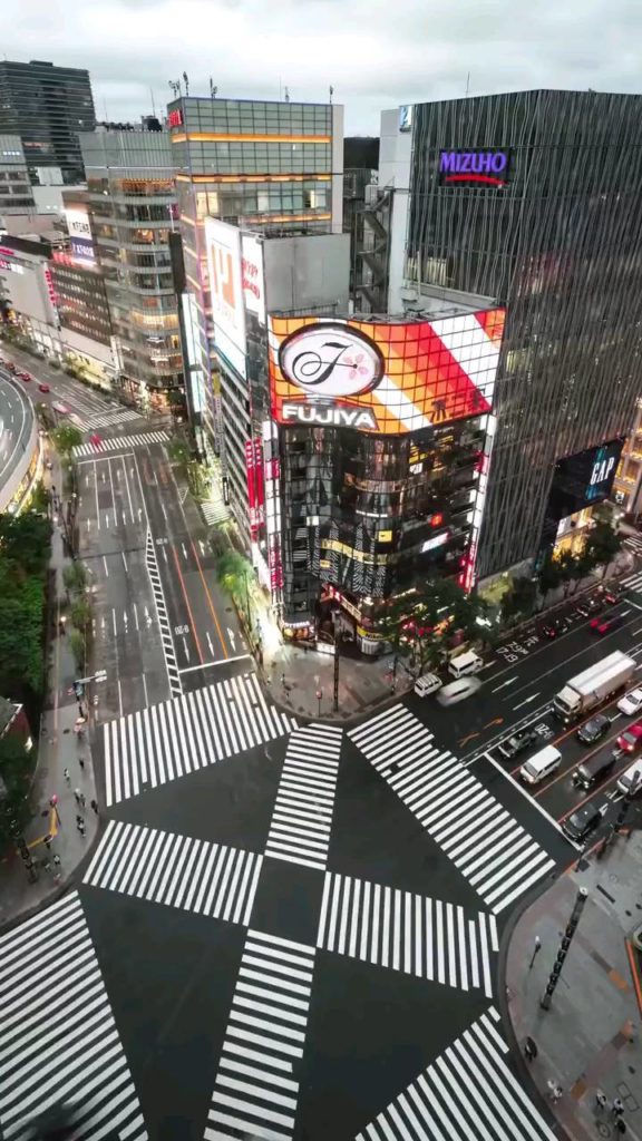 Japan Travel: Ginza Timelapse
@mojitomanwes
—–
Sukiyabashi Crossing, #Tokyo
.
.
.
.
.
#… Ginza Timelapse
@mojitomanwes
-----
Sukiyabashi Crossing, #Tokyo
.
.
.
.
.
#...