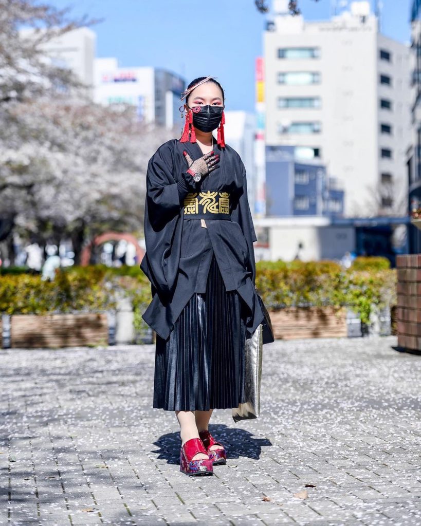 Tokyo Fashion: Japanese fashion student Amane (@saito_010101) on the street outside of Bunka Fa… Japanese fashion student Amane (@saito_010101) on the street outside of Bunka Fa...