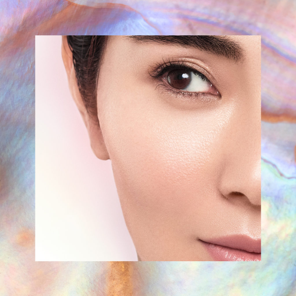 Glow like a pearl. Using a specially-developed multi-colored pearl agent, new Fu...