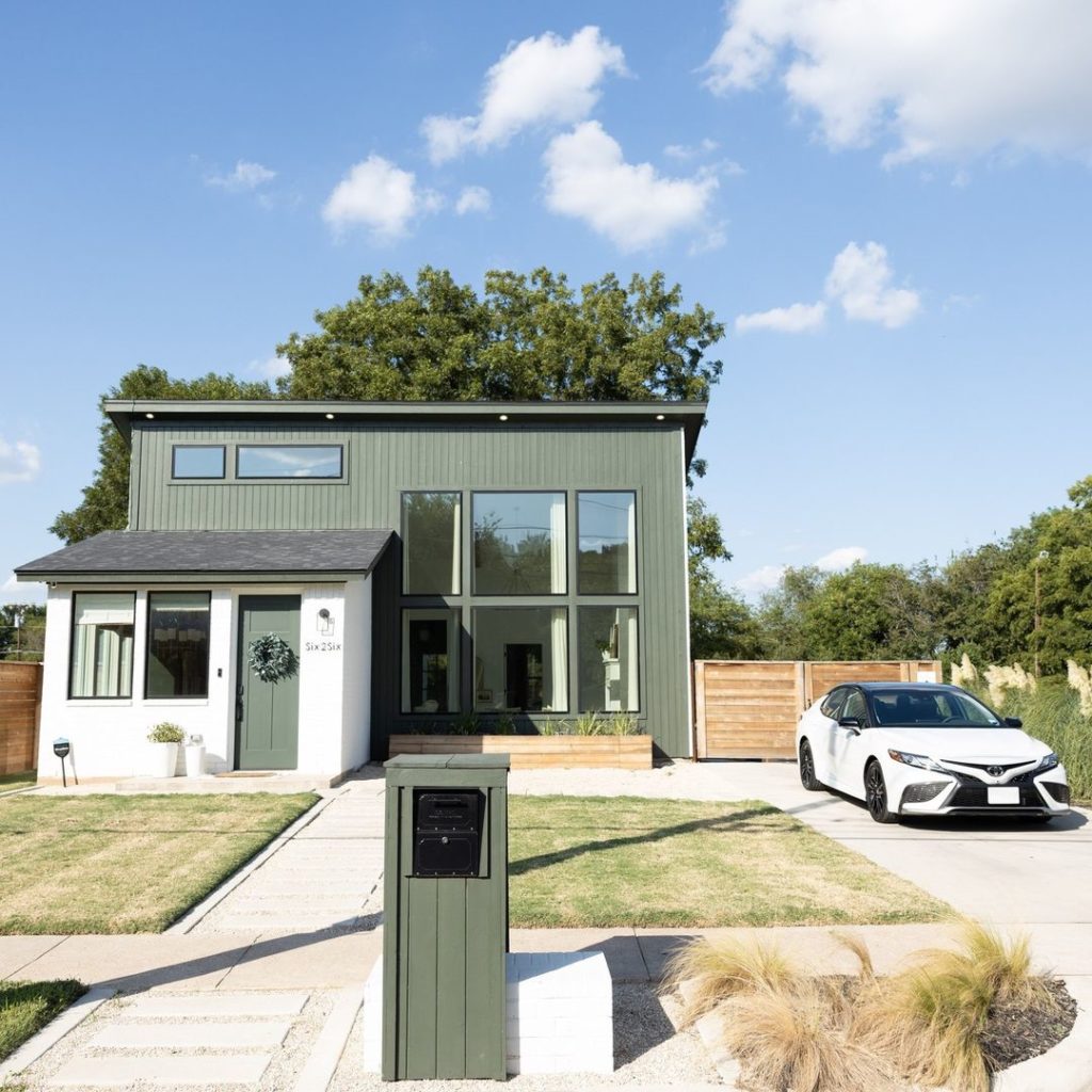 Live like its spring. #Camry #LetsGoPlaces...