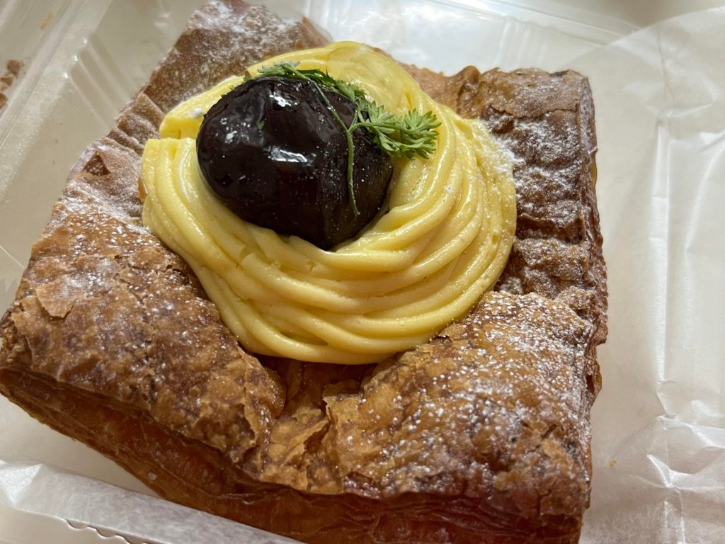 I ate Mont Blanc bread.