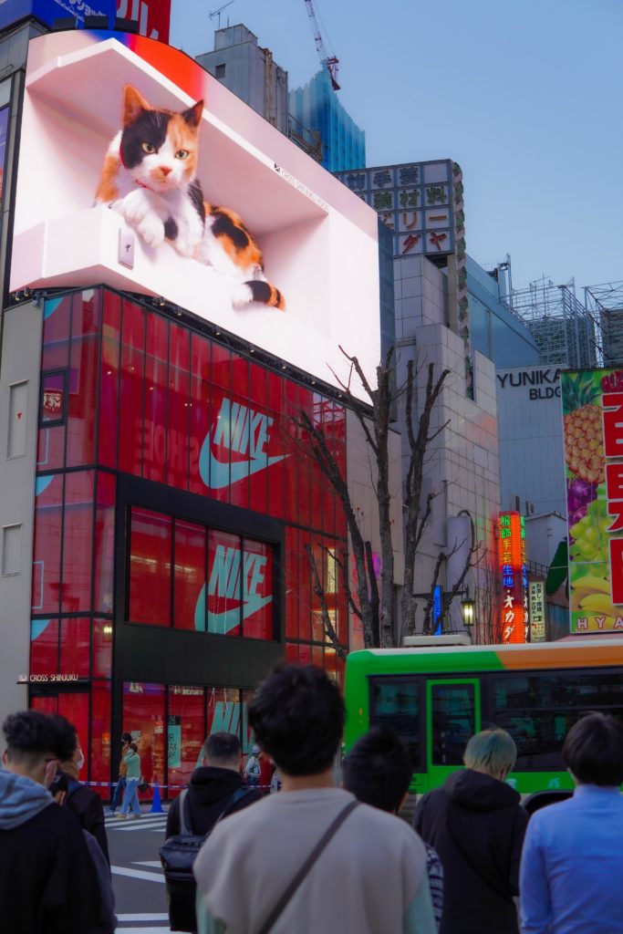Came out to shinjuku and saw the coolest advertisement display yet.