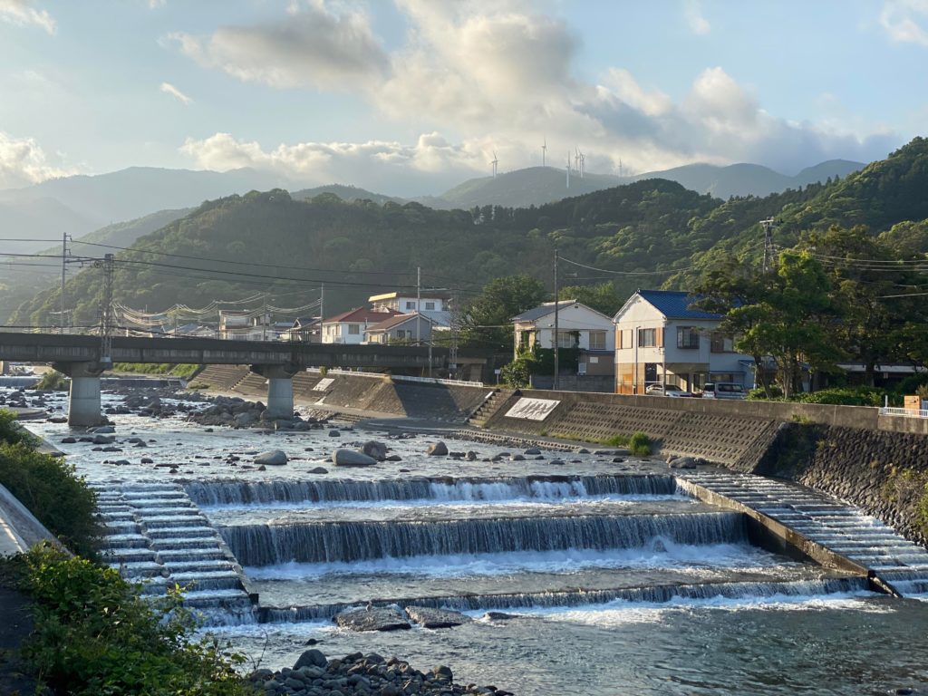 Higashiizu, Shizuoka. Random stop on the train.