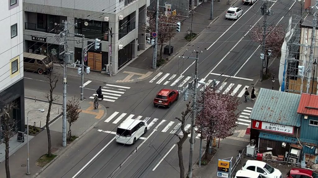 🌸April 26, 2022 | Sapporo, Japan 🍜 Live Camera Archive Tanukikoji 8-chome