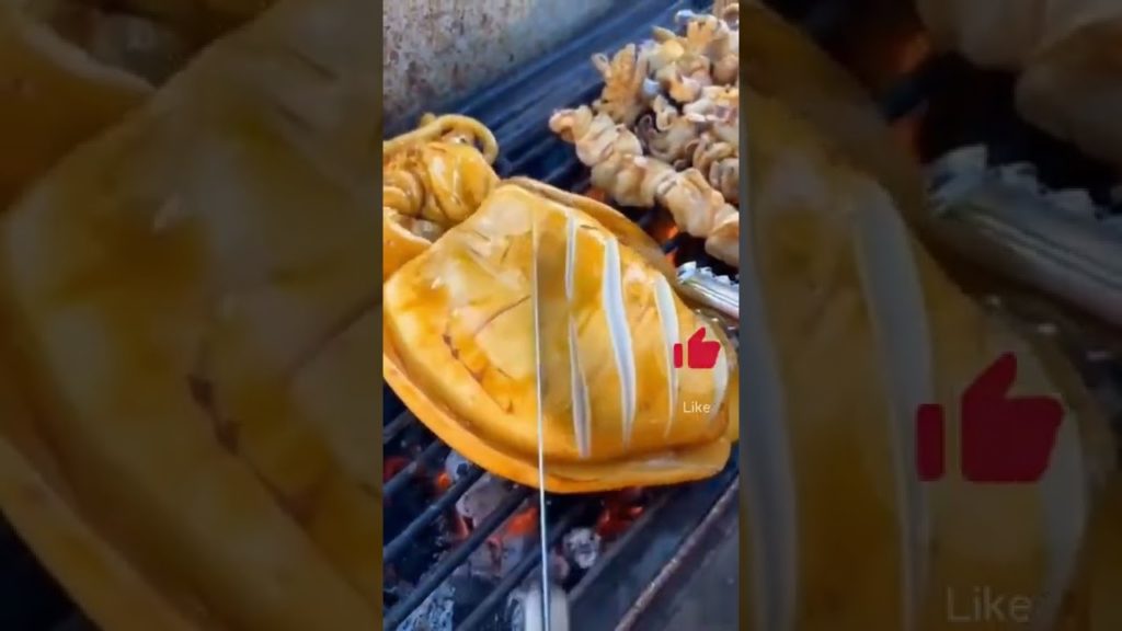 XXL SQUID nya enak banget ini😍 are you hungry  india and turkish asian street food shorts #shorts