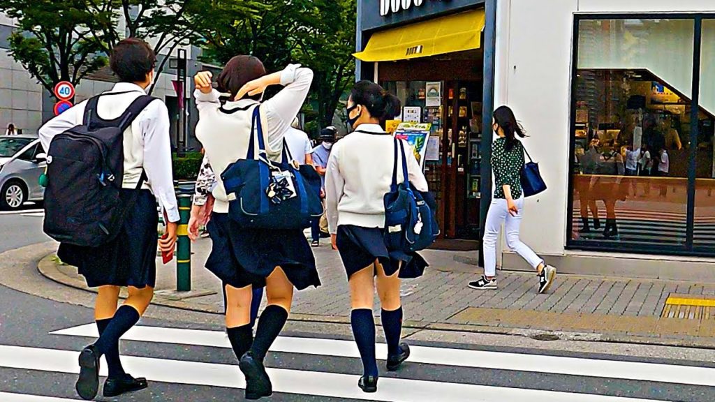 【Kinshicho Walk】Kinshi Park where high school girls gather【4K】