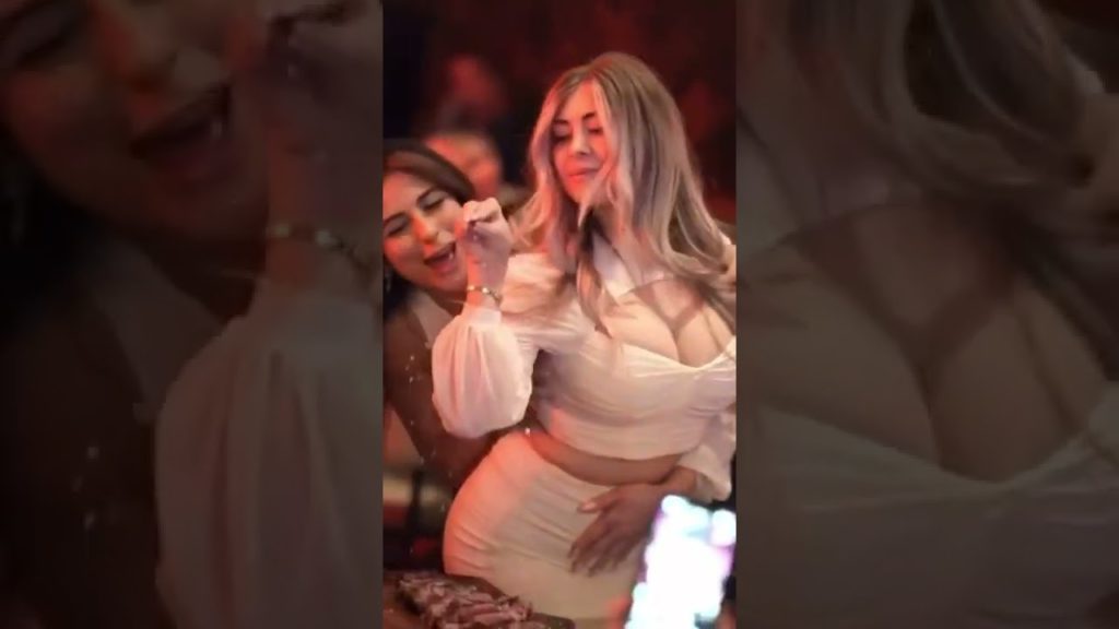 crazy night in nusret 🙀😍 are you hungry  india and turkish asian street food shorts #shorts