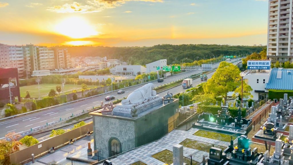 【4K】 Sunset Walk in Japanese Residential | Amazing Buddha and Temple in Nagoya, Japan