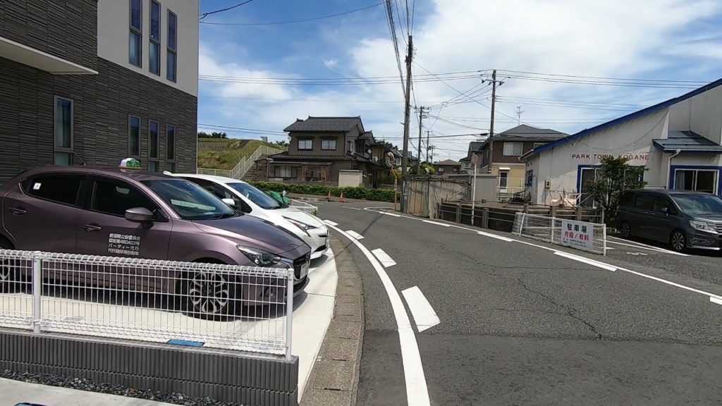 [Jpanese walking tour] A walk in Kodo, Higashi-ku, Niigata　Cool Japanese school bus
