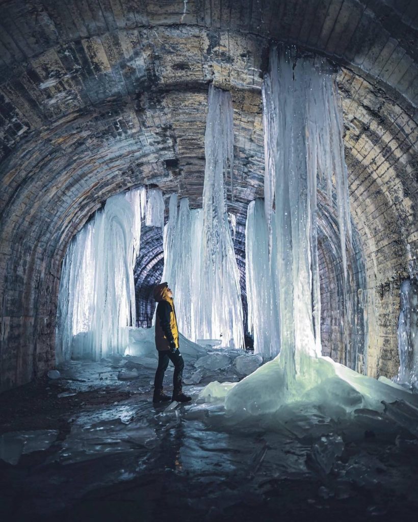Visit Japan: The Futatsugoya Tunnel is part of the old pass connecting Fukushima City, Fukush… The Futatsugoya Tunnel is part of the old pass connecting Fukushima City, Fukush...