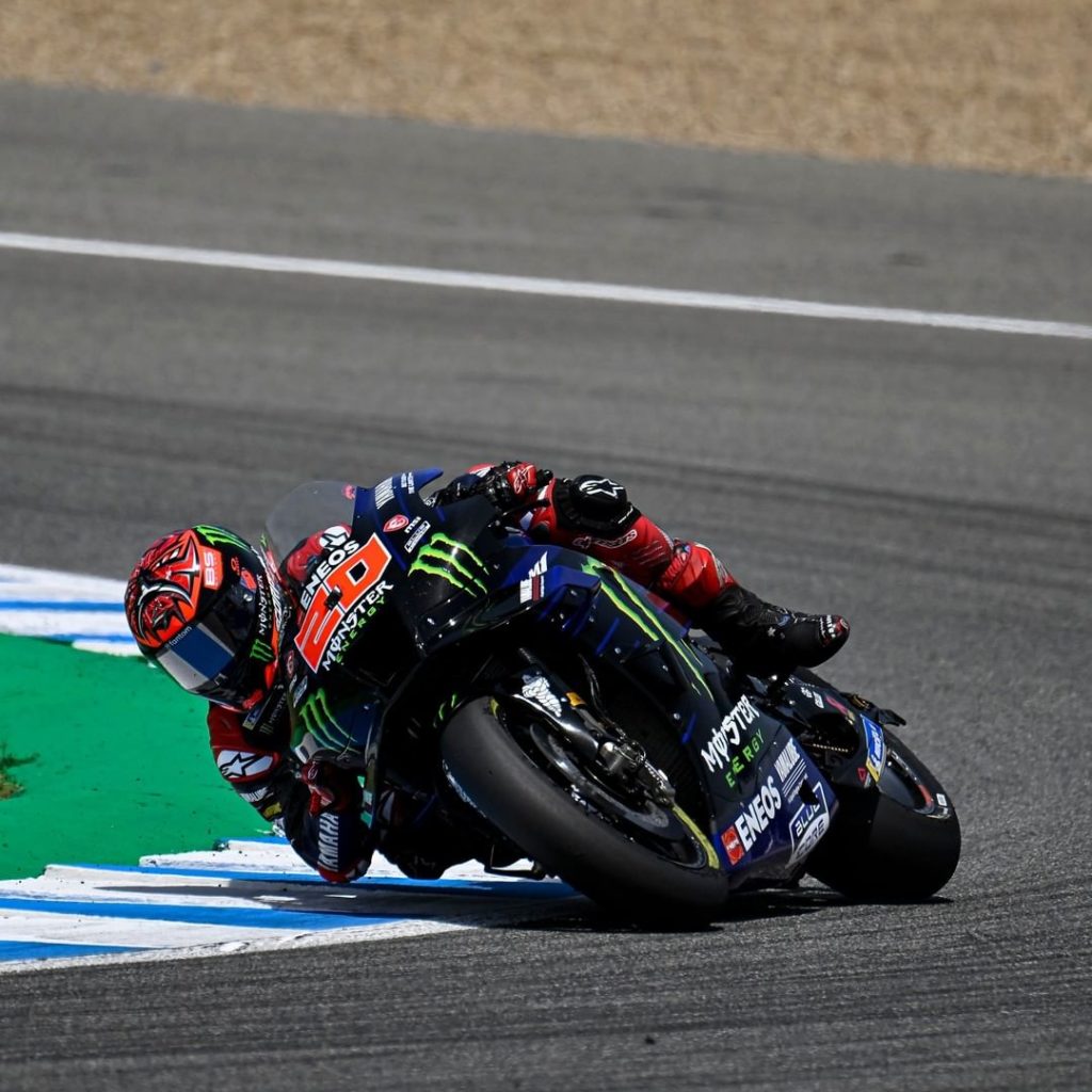 @fabioquartararo20 came so close at the end...  

2nd place today, but an increa...