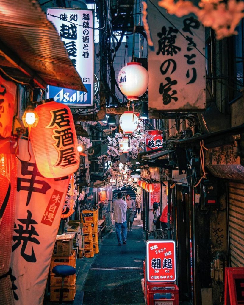 Visit Japan: Omoide Yokocho is lined with Showa-era shops which have been there since the pos… Omoide Yokocho is lined with Showa-era shops which have been there since the pos...