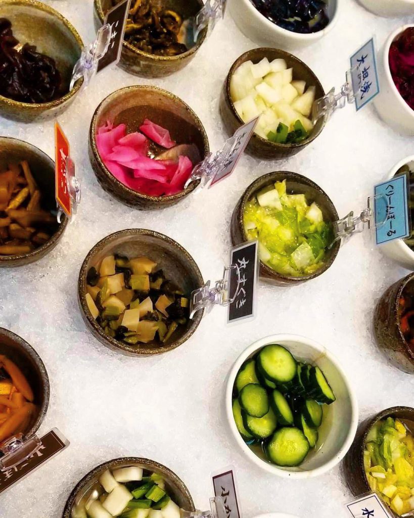 Pickled assortment at the Nishiki Market in Kyoto. Taken in 2019. [OC]