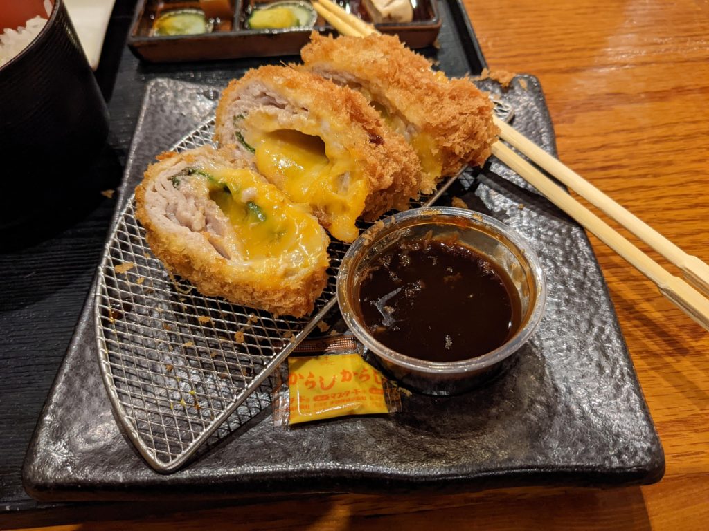 For as long as I can remember "Mille-feuille" had always meant my beloved Napoleon pastry, but that all changed yesterday when I visited Kagura in Torrance, CA and tried their specialty, millefeuille kurobuta cheese tonkatsu... this is some of the best I've ever had!