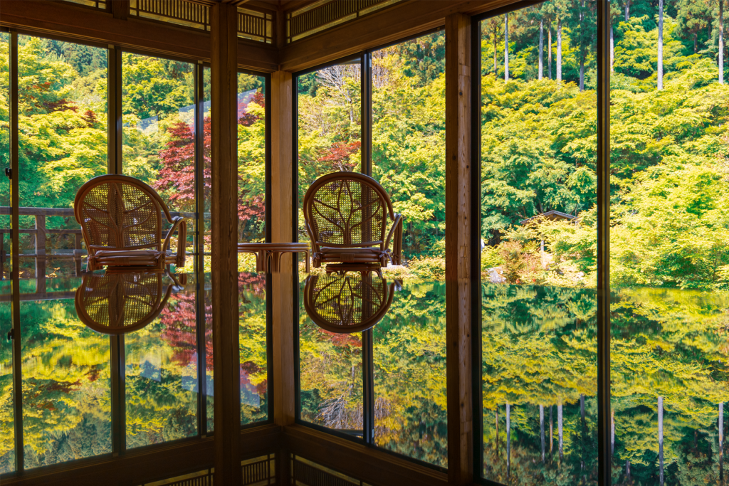 Reflections of beautiful historic gardens, Saga Prefecture