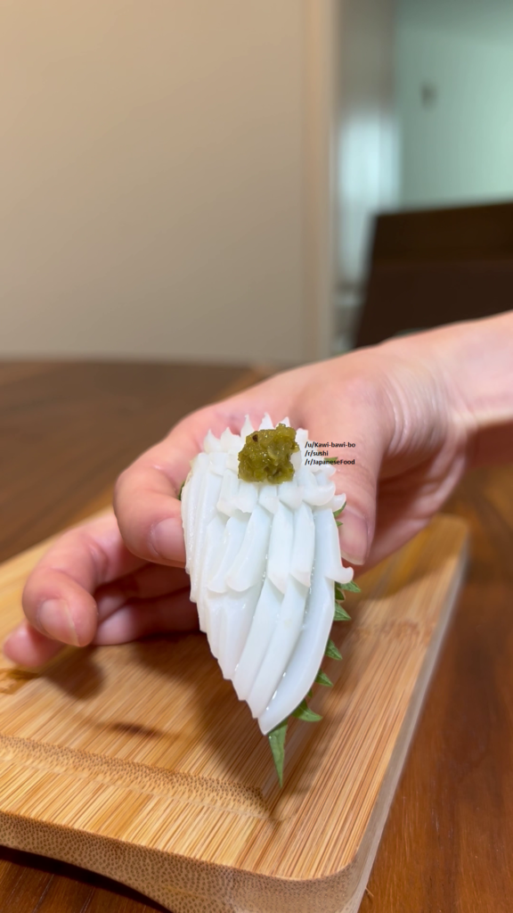 Squid (ika) nigiri