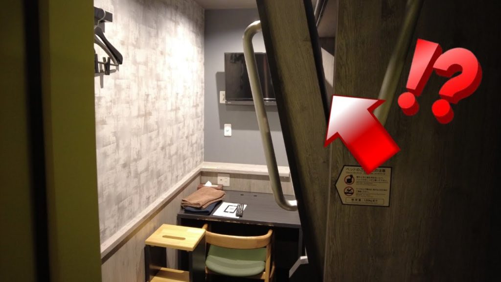 Sneaking into JAPAN'S UNIQUE PRIVATE Capsule Room in Japan 「cyber cafe Customa Cafe Tokyo」 Sneaking into JAPAN'S UNIQUE PRIVATE Capsule Room in Japan 「cyber cafe Customa Cafe Tokyo」