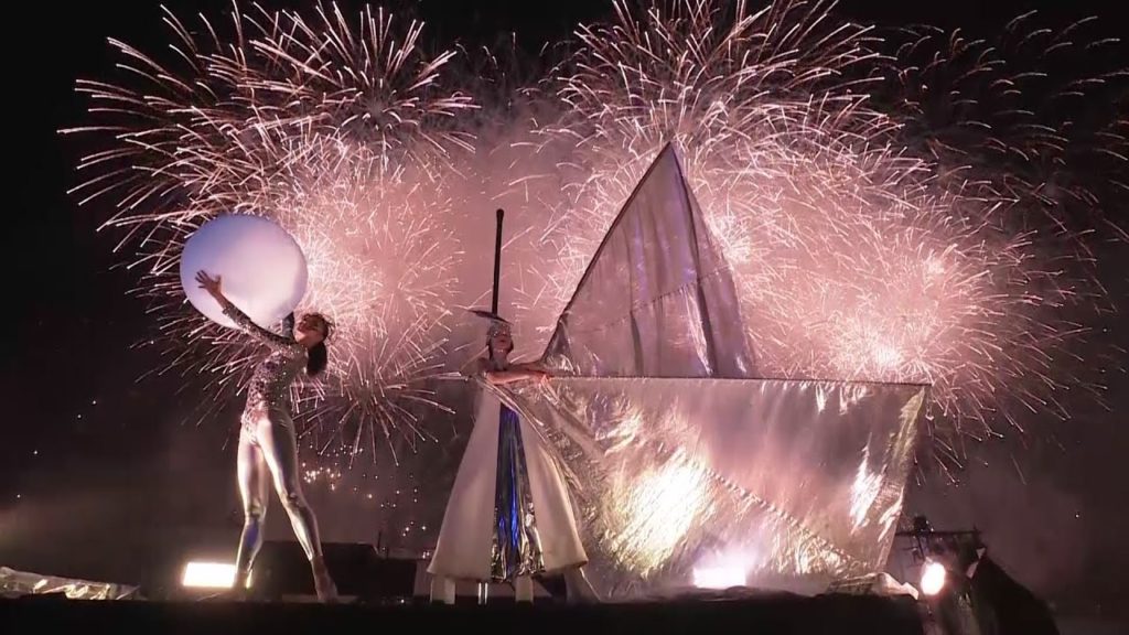 Fireworks  Traditional Skills in a Modern Entertainment