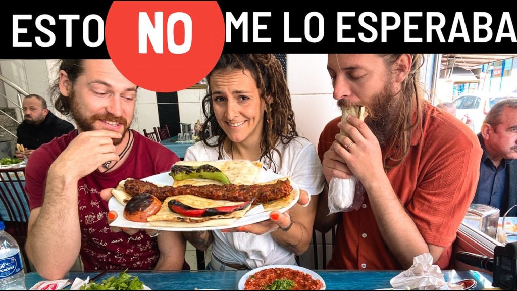 🌯 VEGETARIANOS PRUEBAN KEBAB, después de 15 años sin comer carne 🙈