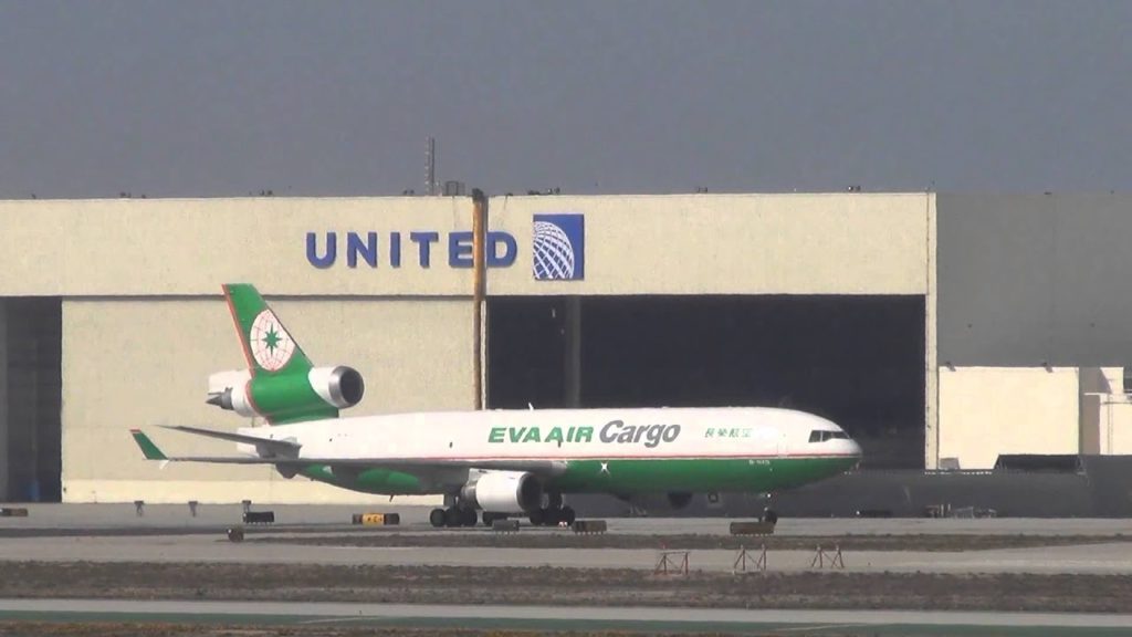 EVA Air Cargo MD-11F Go Around at LAX!