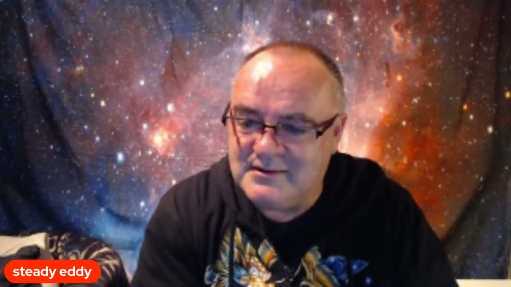 AIRPORT QUEUES, EXPENSIVE FLIGHTS TO THAILAND: WHAT'S HAPPENING?