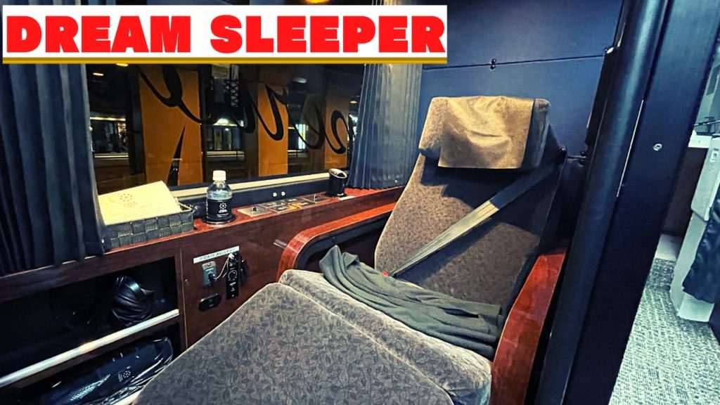 【DREAM SLEEPER】Luxury night sleeper bus at personal room ~ Osaka to Tokyo #japantrip