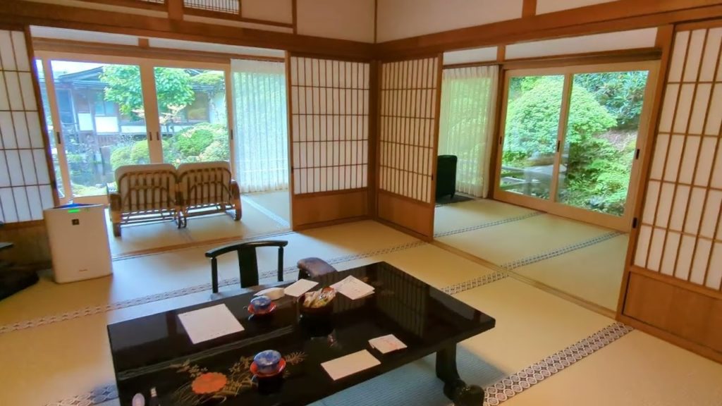 Koyasan, Wakayama (和歌山県高野山) - Ichijoin (一乗院) Shukubo Temple Lodge (宿坊) Okushoin (奥書院) room tour