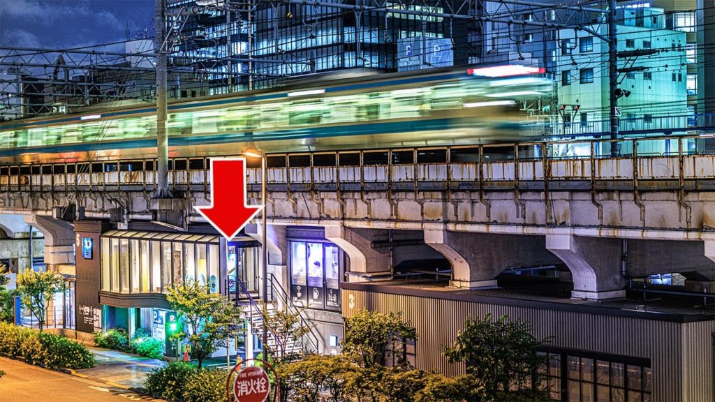 🚆Stay at the "𝐍𝐞𝐨 𝐓𝐨𝐤𝐲𝐨 𝐇𝐨𝐭𝐞𝐥" built under a huge elevated railroad!【AKIHABARA】