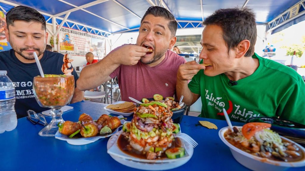 Mexican Street Food - SEAFOOD TOWER!! 🦐 Burritos, Tacos + Ceviche in Tucson, Arizona!!