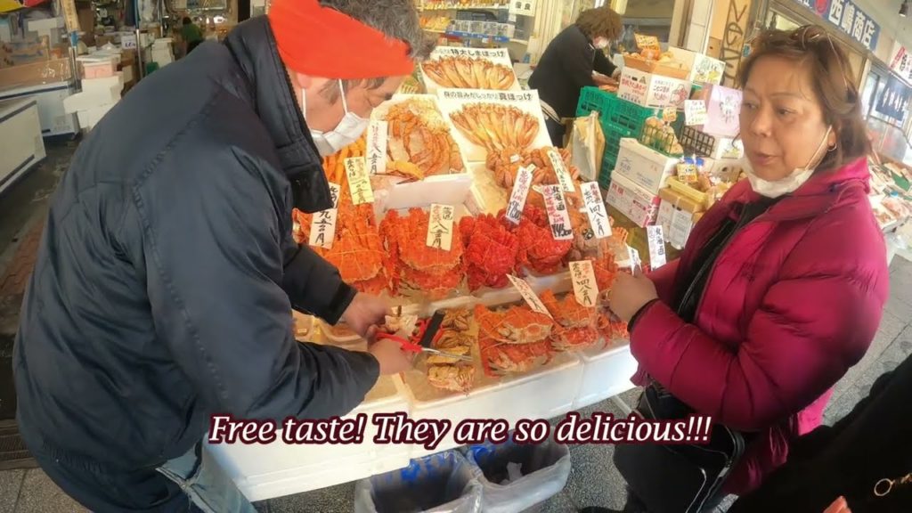 Giant Crabs, Scallops, and Oysters from the Nijo Market, Sapporo, Hokkaido, Japan Giant Crabs, Scallops, and Oysters from the Nijo Market, Sapporo, Hokkaido, Japan