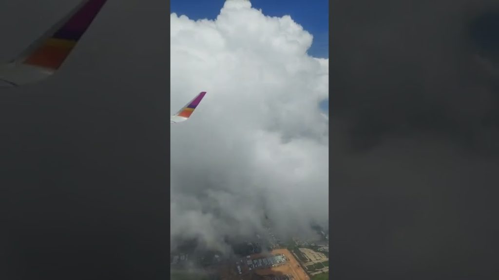 Thai Smile Airways | June 2022 | Bangkok to Phuket Flight TG2203 | Window Seat View  #youtubeshorts