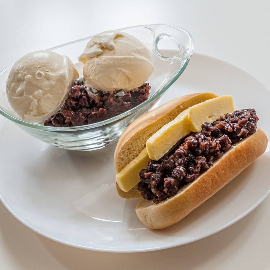 "An," also known as "anko" (red bean paste), forms the foundation of most "wagas...