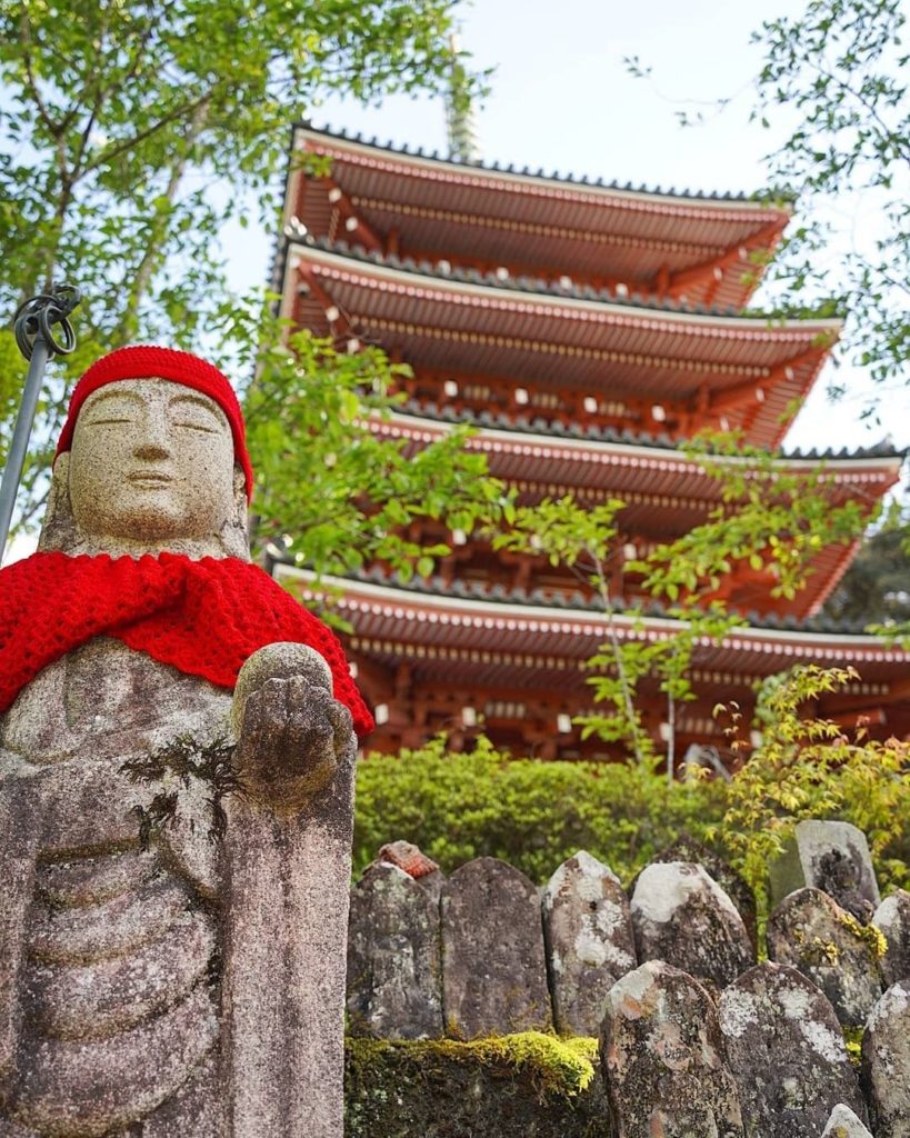 Visit Japan: How many of the Shikoku 88 Pilgrimage temples can you name? 8⃣8⃣
T… How many of the Shikoku 88 Pilgrimage temples can you name? 8⃣8⃣
T...