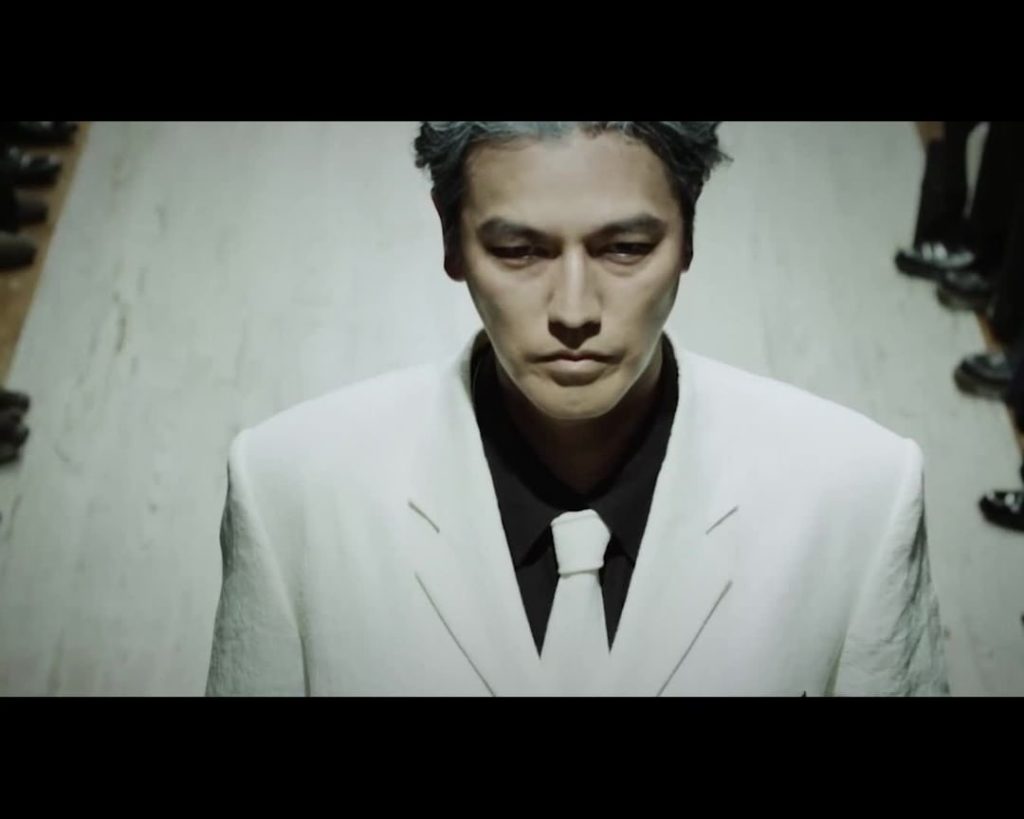 Yohji Yamamoto POUR HOMME Spring-Summer 2023⁠
⁠
Jun Kaname⁠ / 要潤⁠
⁠
#YohjiYamamo...