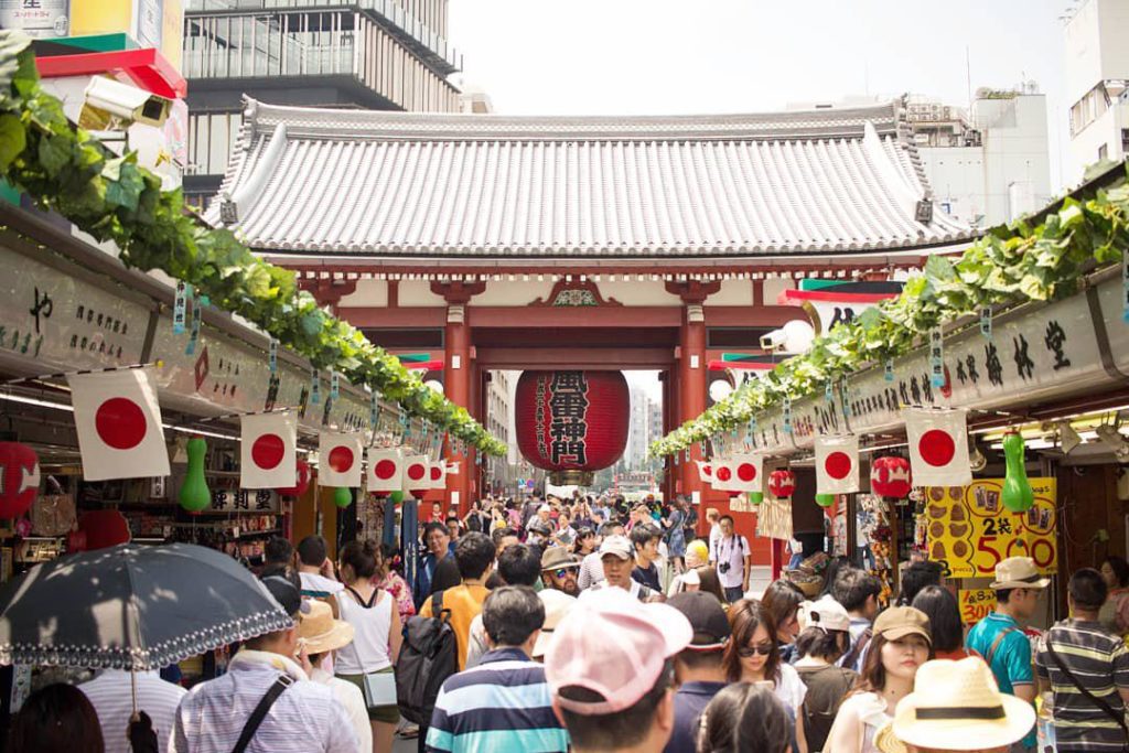 Kaminarimon gate
