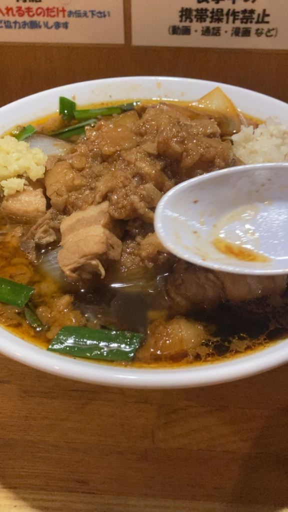 Gluttony ramen soup at Stamina Ramen Suzuki (Akasaka)