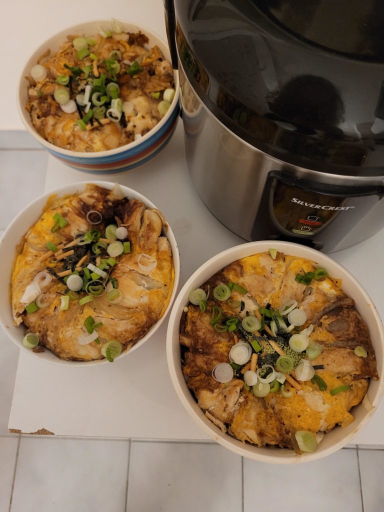 I made some oyakodon ^ ^