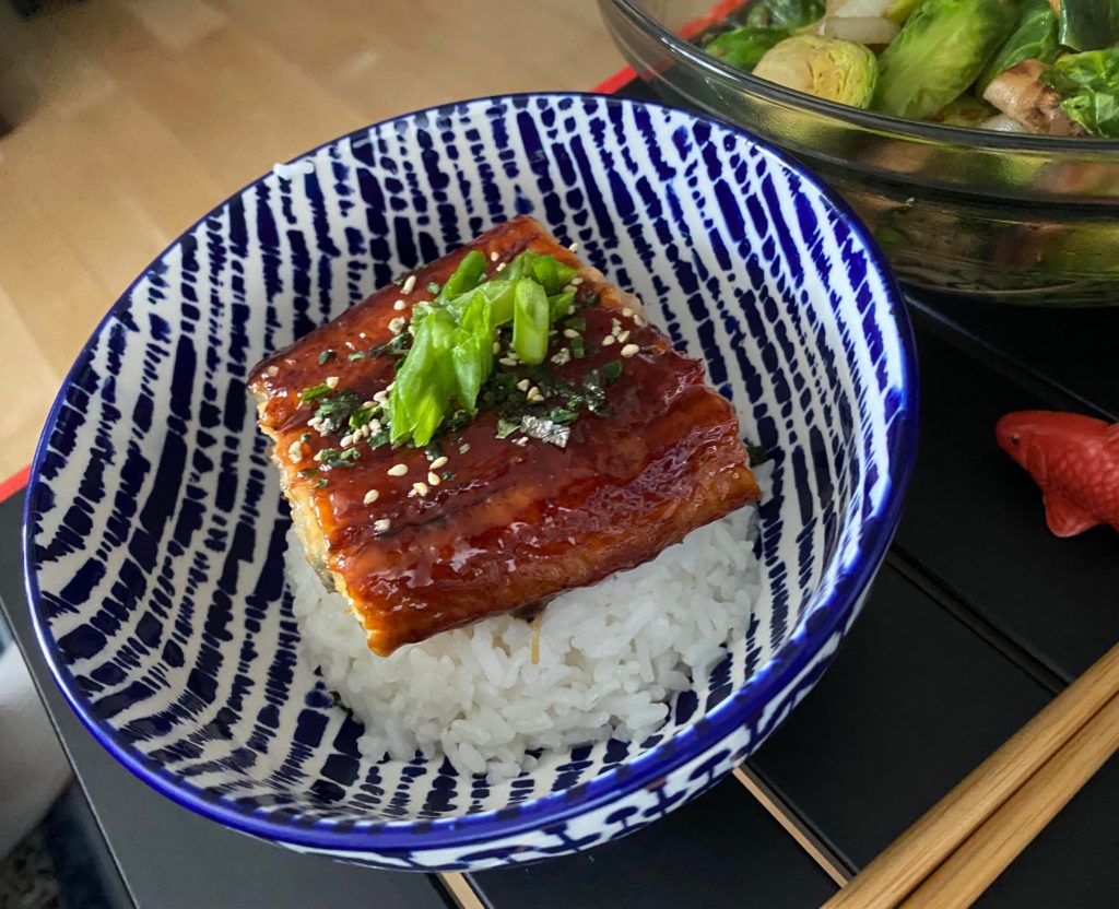 It’s not much, but my celebratory second meal at my new place- mini unagi don! :’3