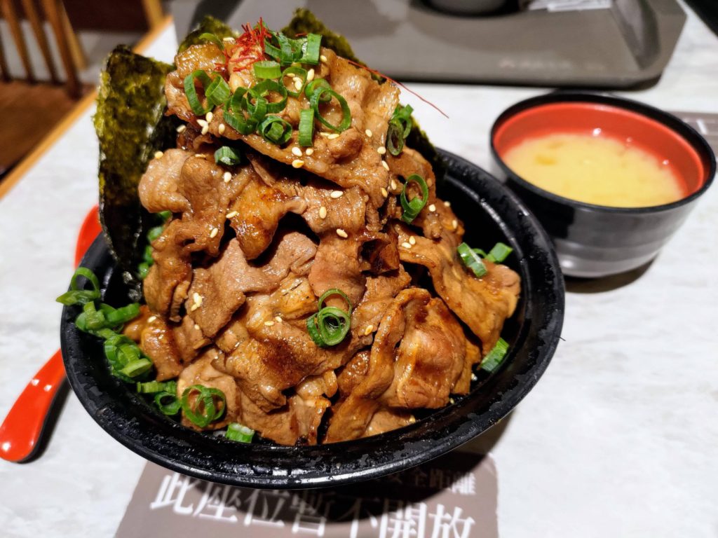 A Lil Tower of Beef in Taipei, Taiwan