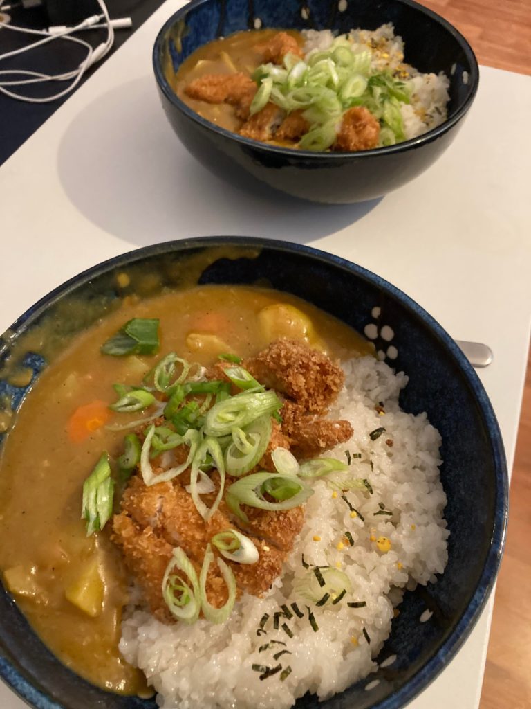 I cooked curry for the first time from scratch (no blocks)