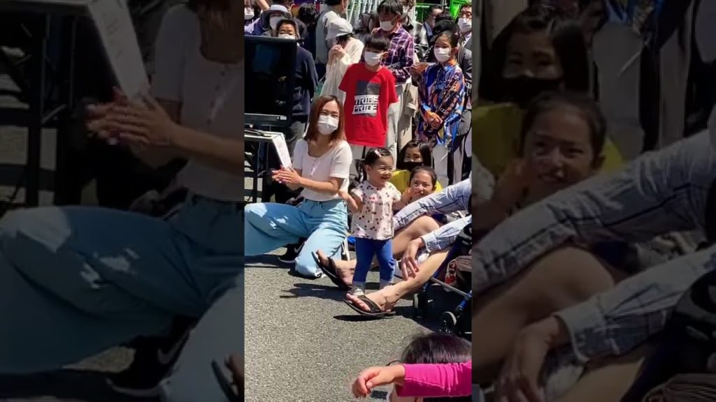 Little kids dance🥰 So cute! [Solo travel Japan] #shorts  #kidsdance  #dancekids　キッズ　ダンス　かわいい　ひとり旅